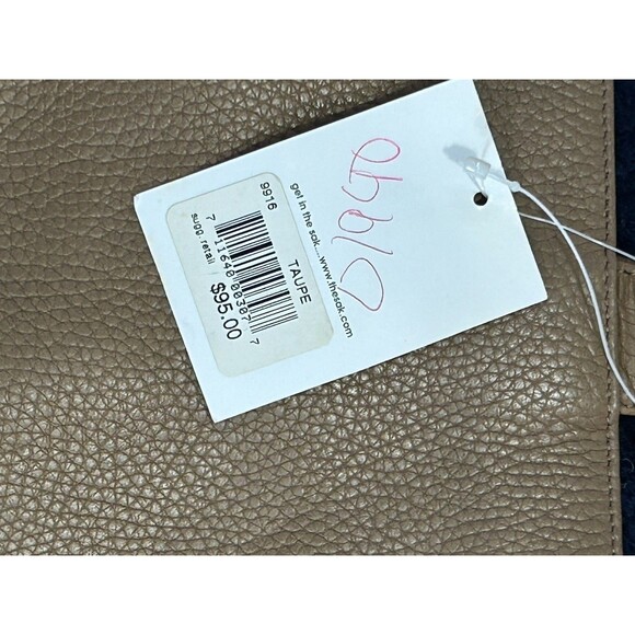 The Sak NWT Leather Tote (MSRP $95) - Picture 6 of 9